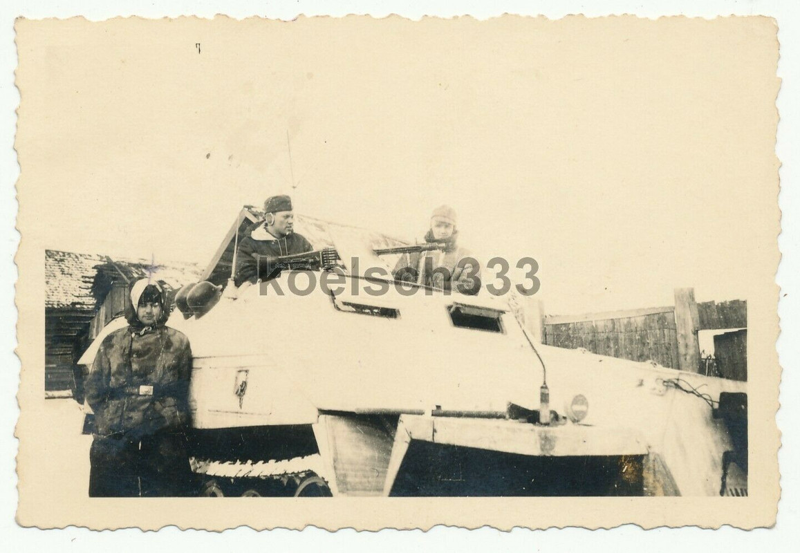 Foto Panzergrenadier Reg. 59 Schützenpanzerwagen MG 42 Witebsk R
