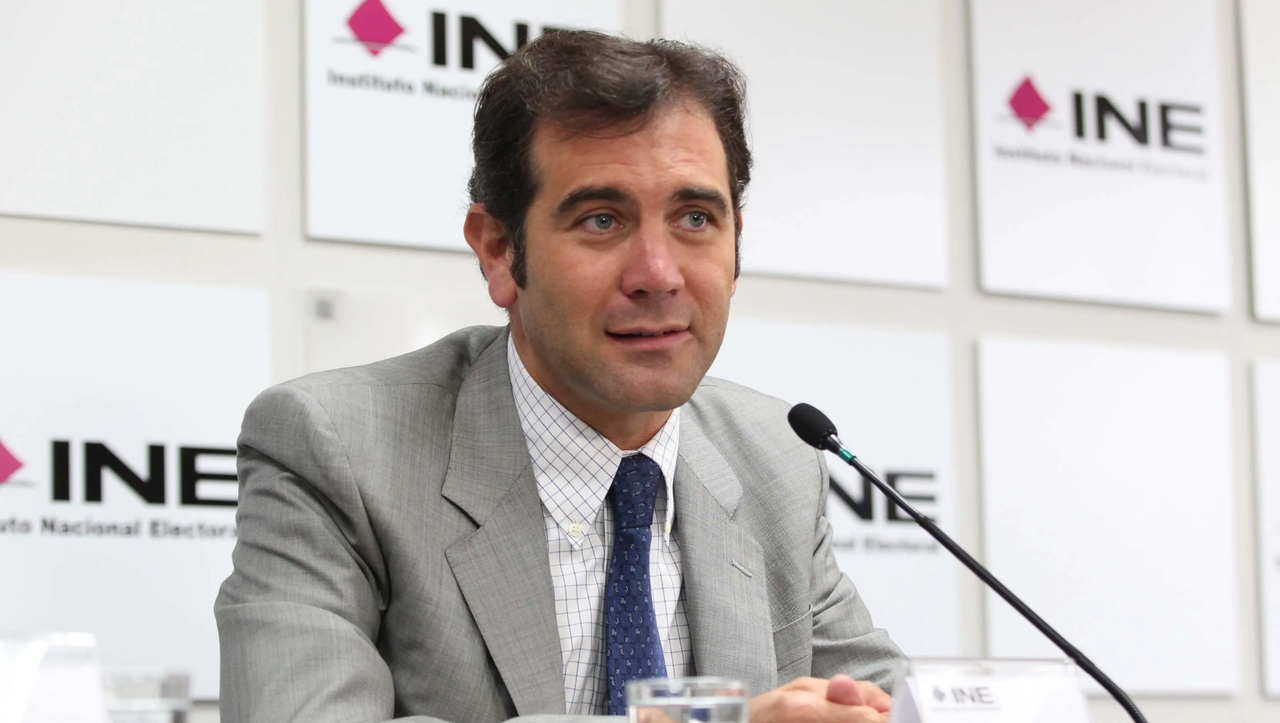 Lorenzo Córdova anuncia nueva encuesta sobre reforma al INE en 2023