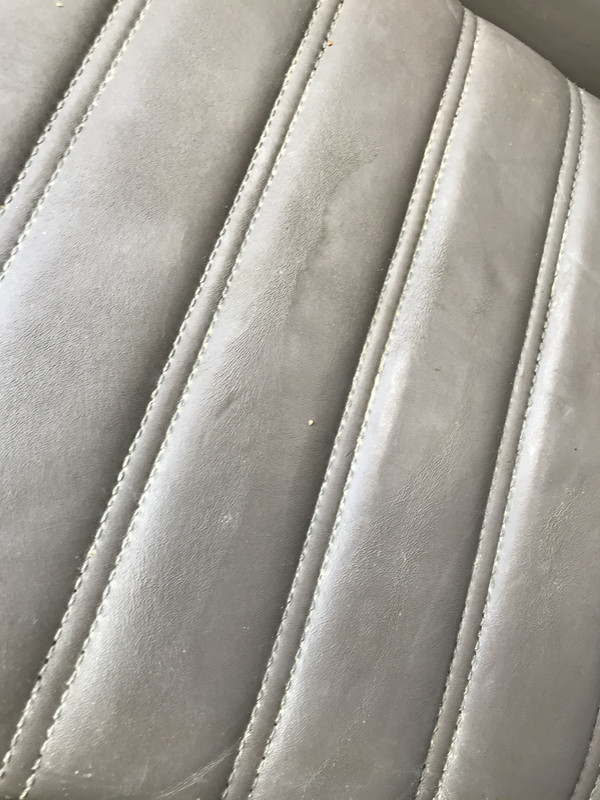 3297288A-126F-423F-B19E-4274C13067DA