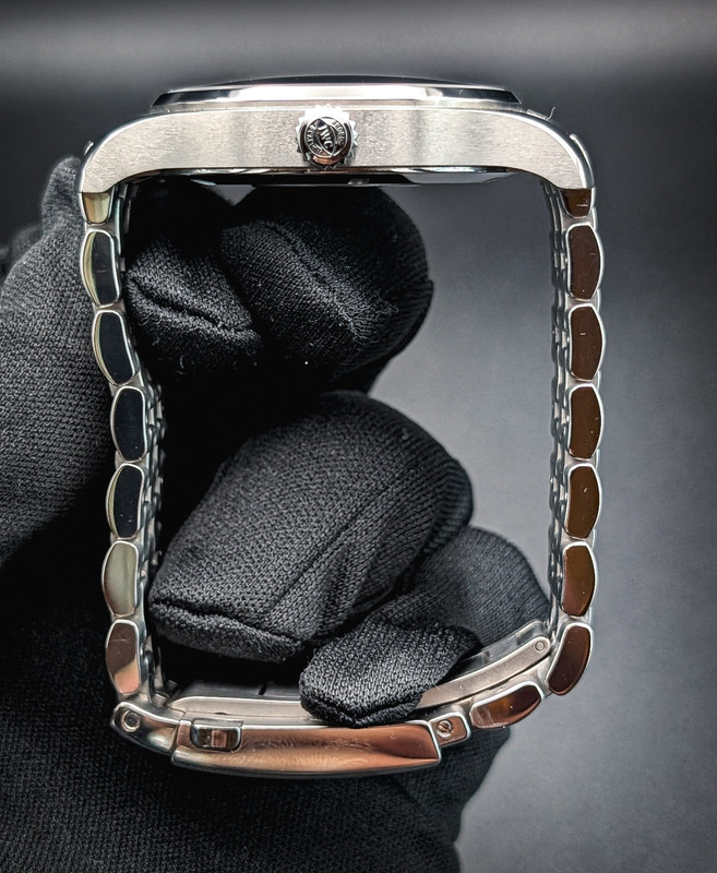 PXL 20251130 183515448 PORTRAIT ORIGINAL