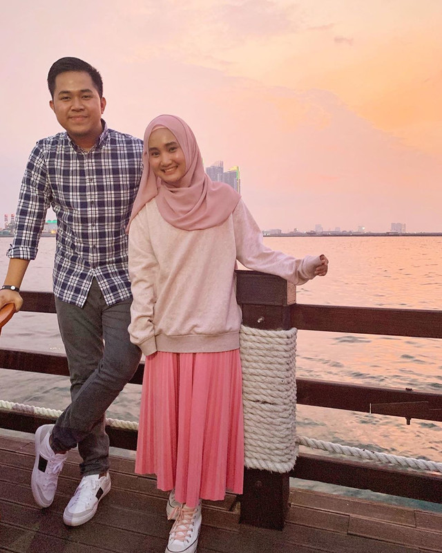 7 Potret kekompakan Fatin Shidqia dengan sang kekasih, manis banget