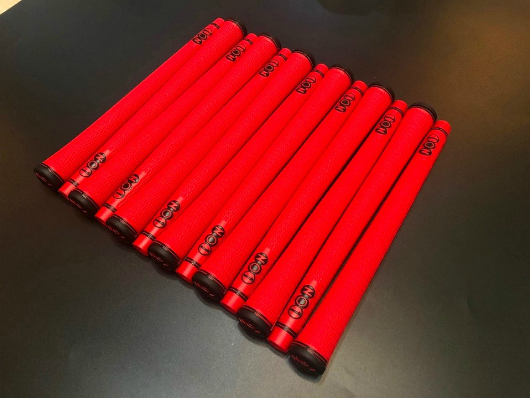 2019 NEW 13 x IOMIC NO 1 Golf Grips 5 Colors Rubber Club Grips Free