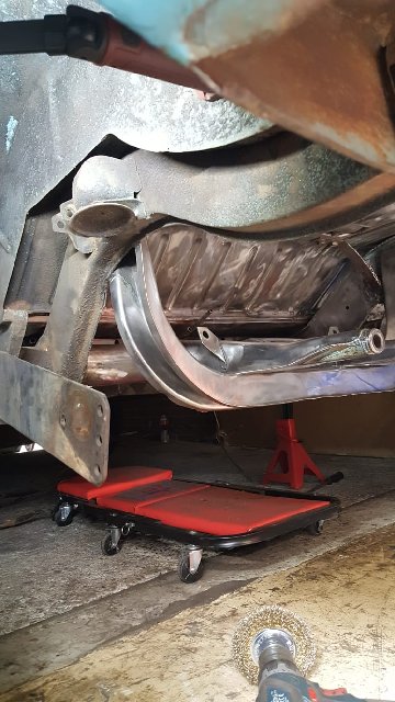 11645BB0-6269-44B7-B9ED-1865228995EB