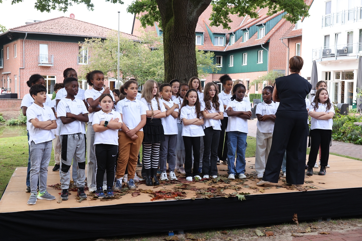 web_Indian Summer 2025 Stiftung Kinderjahre (c) Wallocha (169)