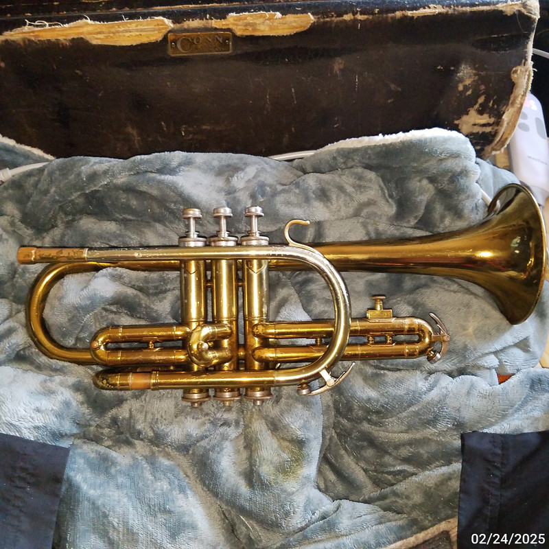 F. A. Reynolds 1946 60B Professional Cornet SN 8453 (1)
