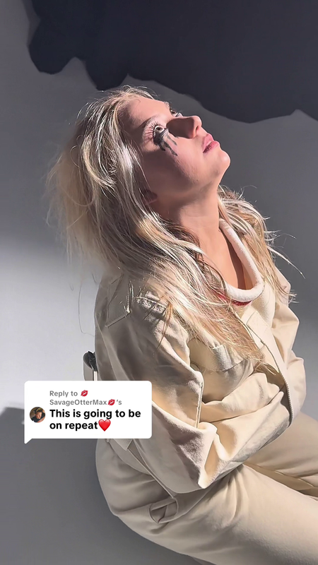 Lauren Presley BTS 7