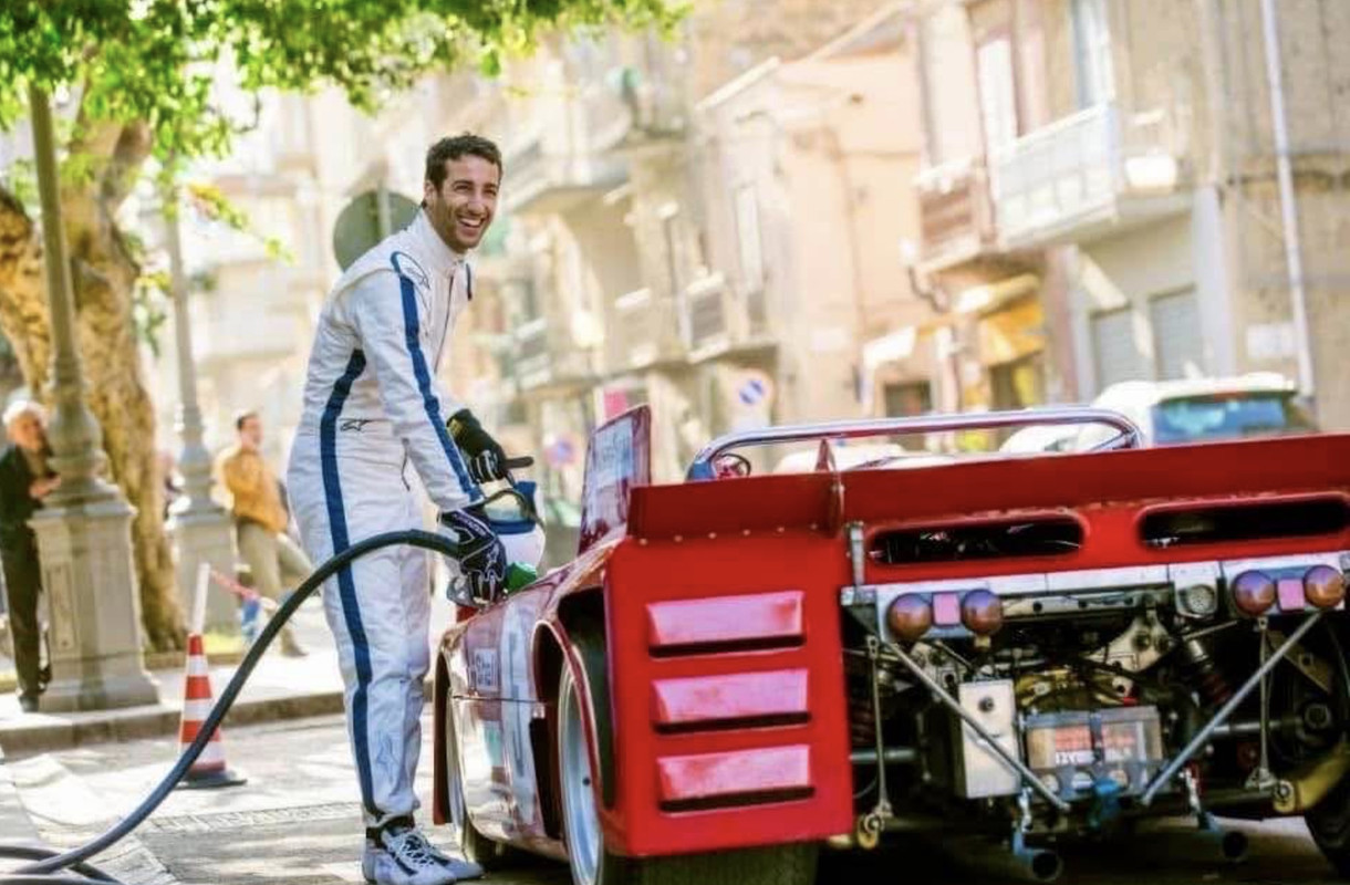 15E91416-5A35-4109-8622-7A04B4465C6C