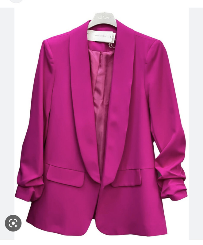 780AB8ED-C466-402B-B850-8D492E6572CC