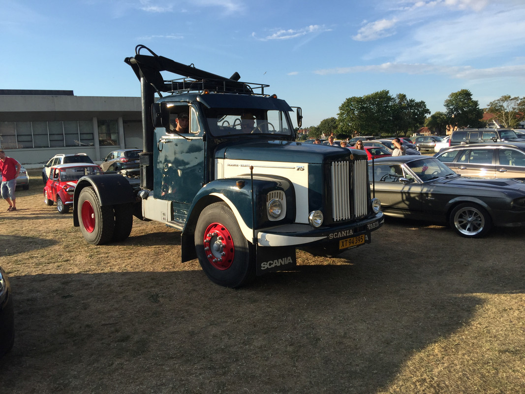 26767781-5FF5-4F6C-B24C-93296A4BDC22