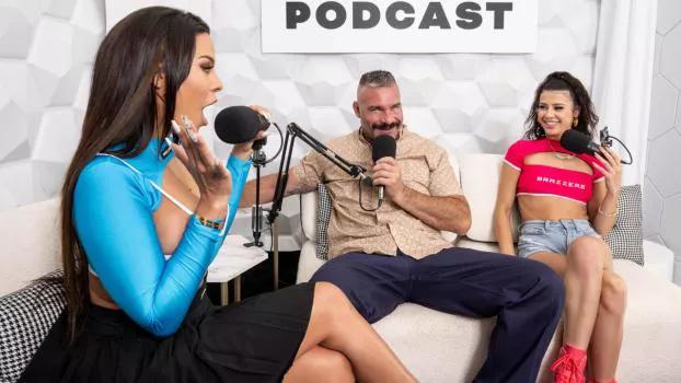 BrazzersExxtra – Luna Star, Kylie Rocket – The Brazzers Podcast: Episode 19
