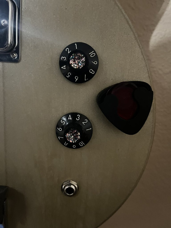 2BCBD25F-2236-46E5-BF8E-8870DD114AD7