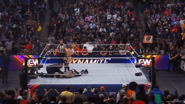 aew_20250205_ricochet_v_strickland5