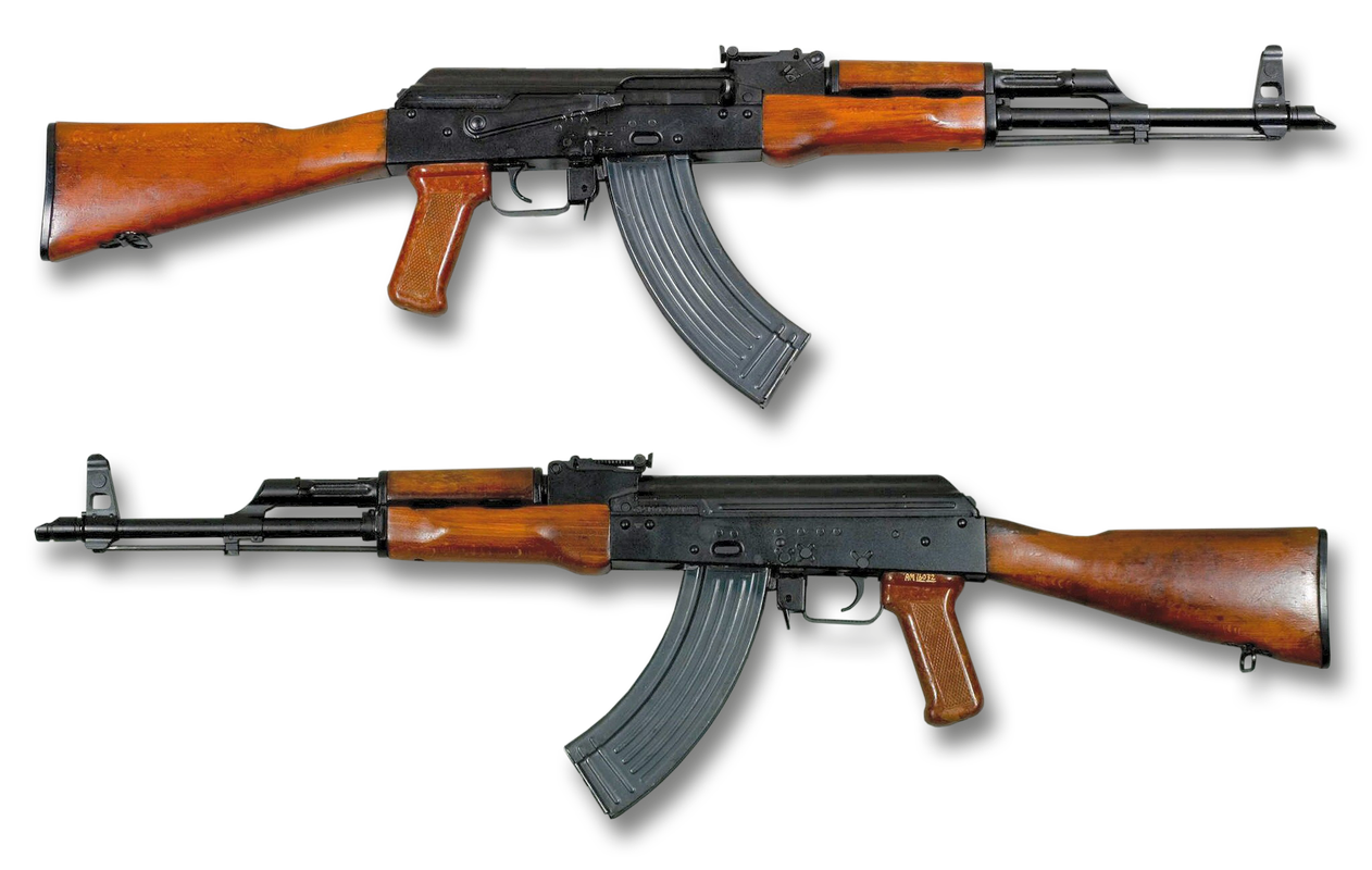 AKM-automatkarbin-Ryssland-7-62x39mm-Arm-museum-bothsides-no-BG.png