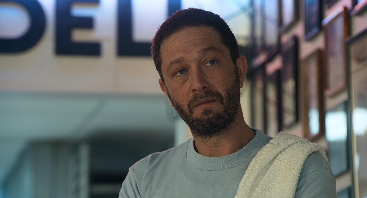 The.Bear.S01E06.Ceres.2160p.10bit.HULU.WEB-DL.DDP5.1.HEVC-Vyndros.mkv_snapshot_10.05_[2025-07-09_03.