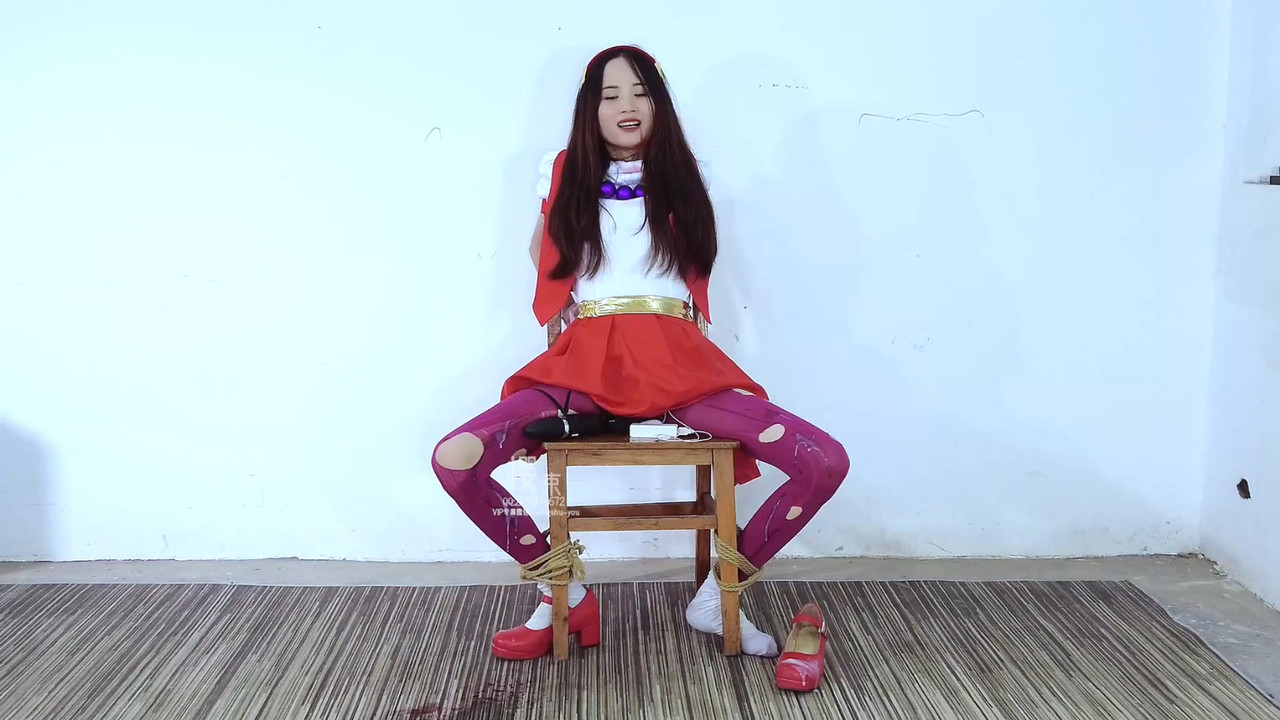 樱束原创 拳皇雅典娜老虎凳受辱无限榨汁.mp4_20211031_082609.687