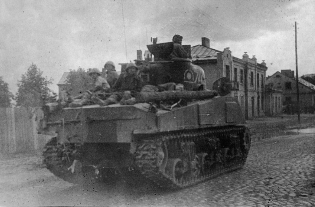 В освобожденном г. Могилеве