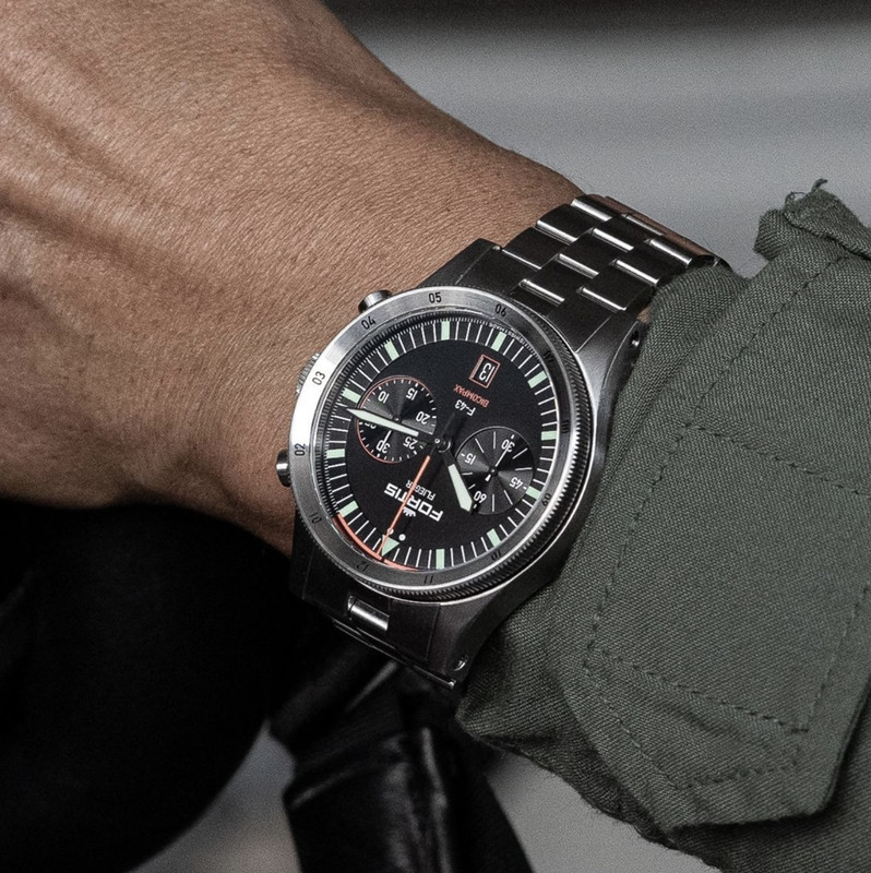 D3531139-D92D-4BDC-B070-4740C2CA2E7C