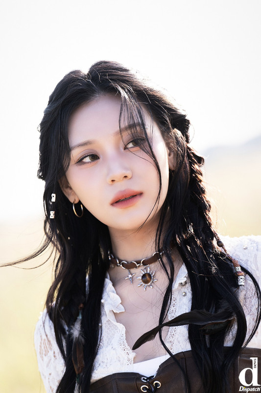 241109-VIVIZ-Umji-Shhh-MV-Behind-by-Dispatch-documents-1