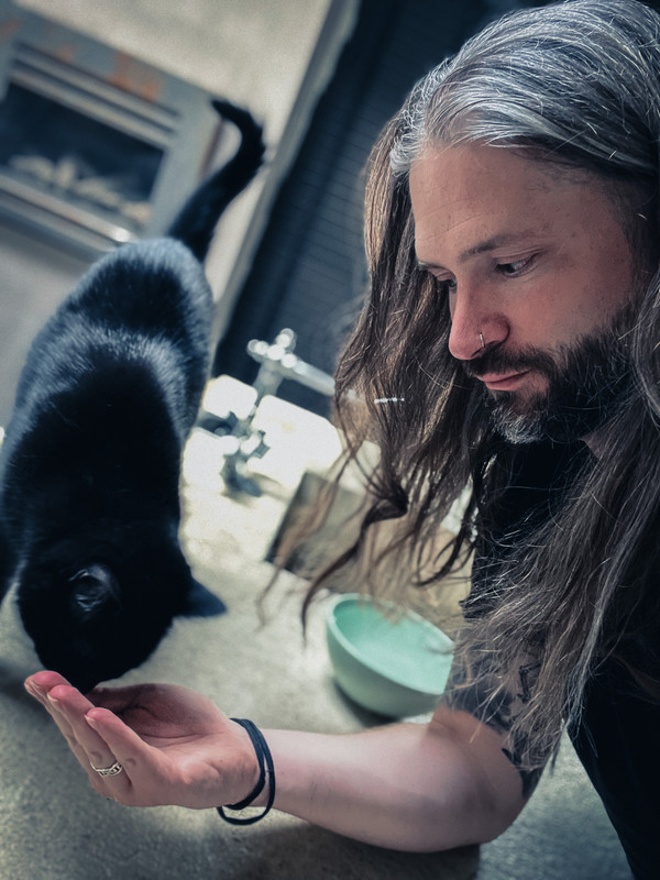 8C26A690-4E24-4A70-89C9-CBE450EE031A