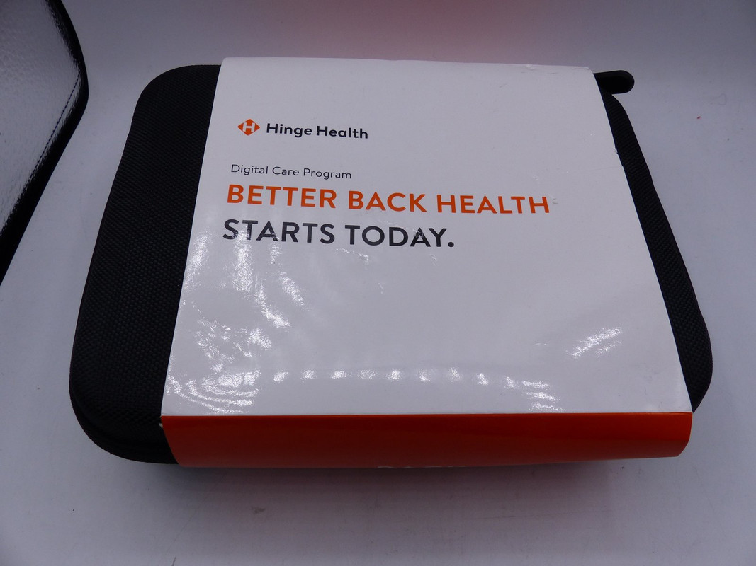 HINGE HEALTH DIGITAL KIT FOR BACK PAIN W/ SENSOR IN CARRYING CASE +LENOVO TABLET