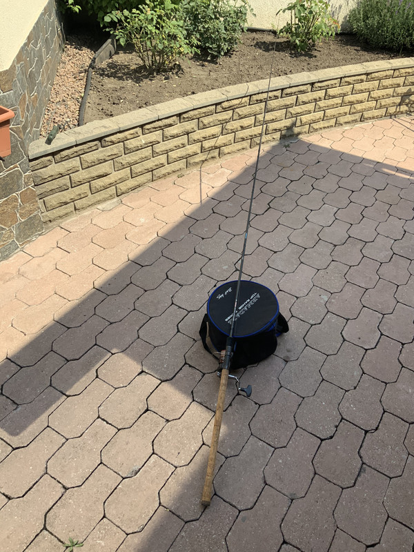 915E9B41-D932-4B11-82E8-0C7885BC322F