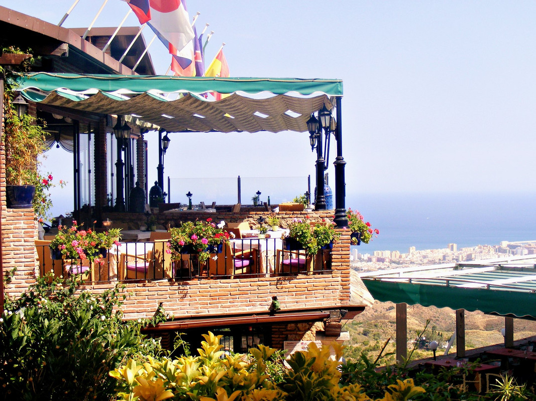 restaurant-balcony-spain-HD.jpg