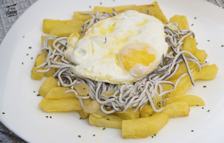 Huevos Con Gulas