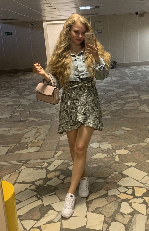 02B121E2-18FD-43C2-811C-A71FFAF8C243