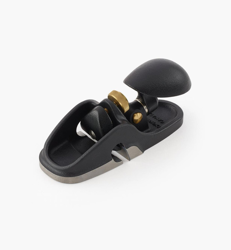 3F714DA8-E9F8-4EF3-8C39-877EF721A4FE