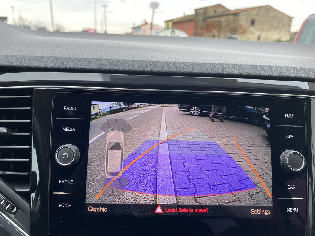 7EA24F82-4DCF-4DE2-BAF3-AE9ED923060E