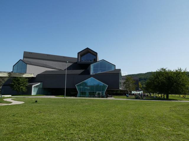ALSACIA, LAGO CONSTANZA Y SELVA NEGRA - Agosto 2017 - Blogs de Europa Central - Día 4- Campus Vitra y Cataratas del Rin (2)