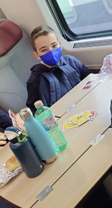 DD5B2667-053E-4740-A9C6-A2AABFA6EE3D