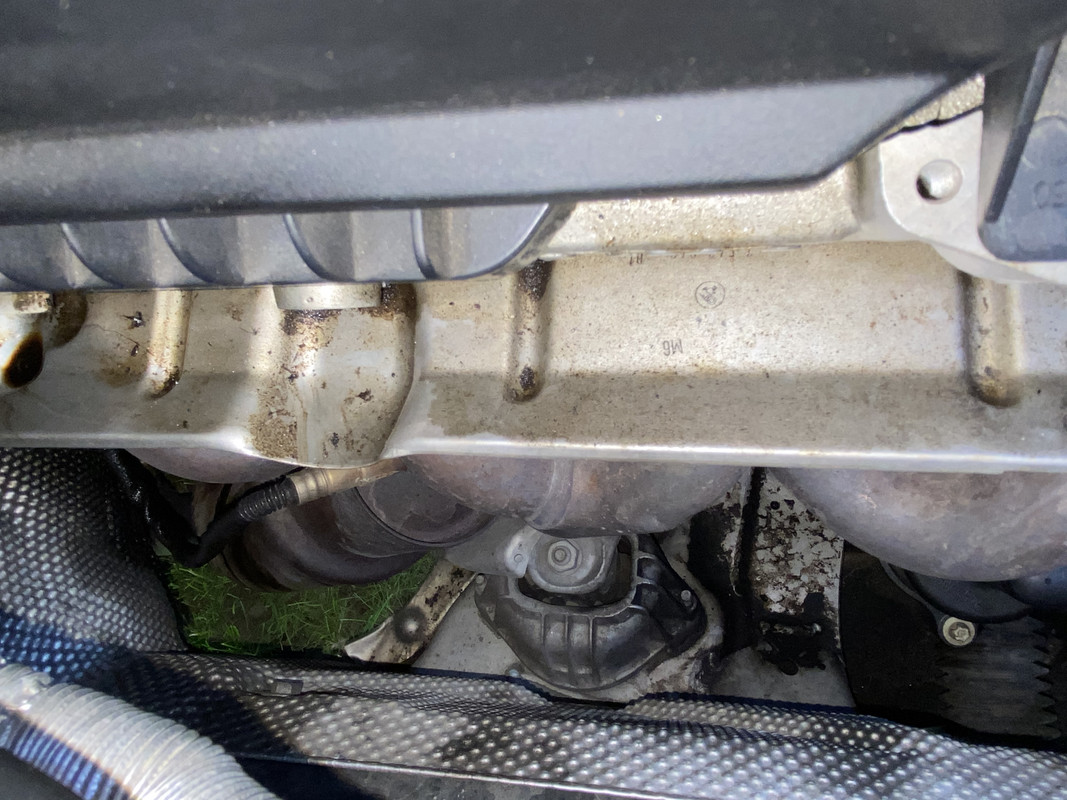 C7B638AE-7C24-419A-ABBF-1C01F6EBD807