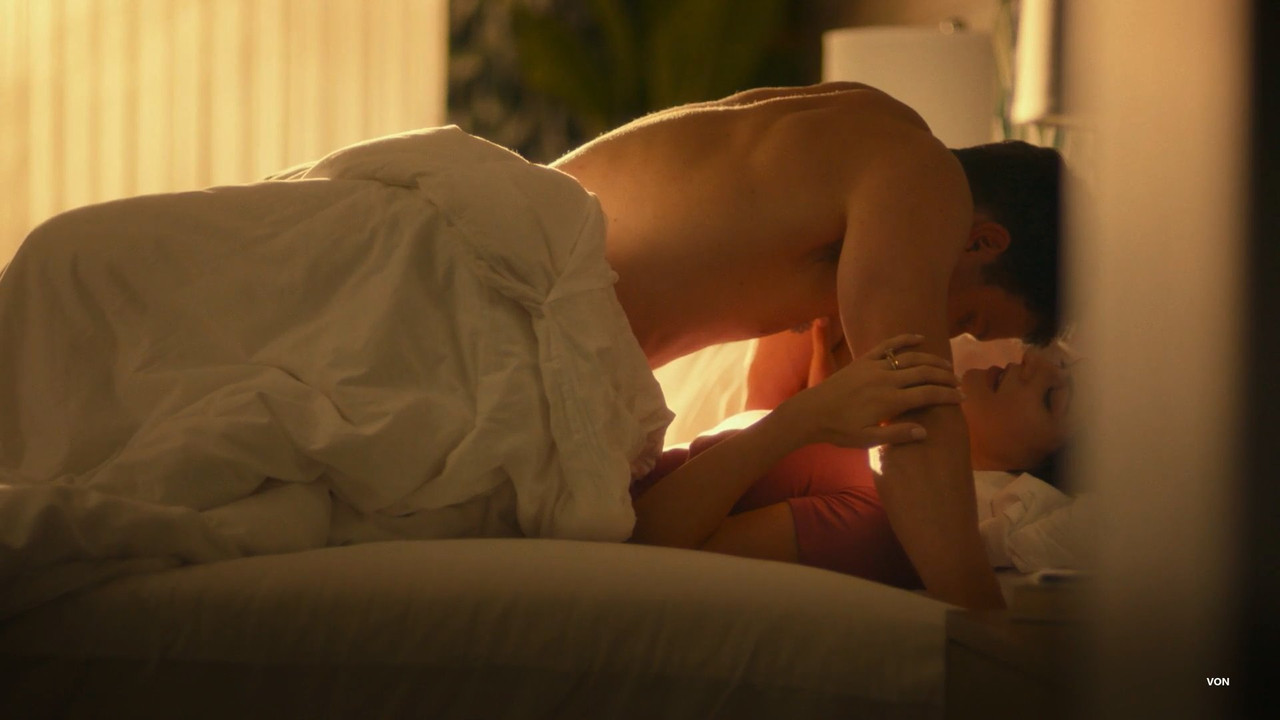 The.White.Lotus.S01E03.1080p.XTREMECUT.mkv_snapshot_00.25_[2021.07.26_18.24.14]