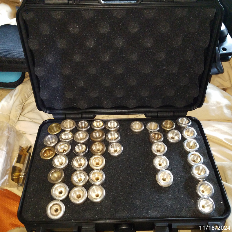 VEVOR cornet mouthpiece case