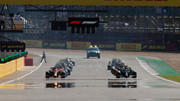 [Imagen: Start-Formel-1-GP-England-Silverstone-17...815102.jpg]