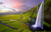 seljalandsfoss-waterfall-in-iceland-4k-8