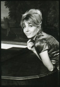 ingrid-pitt-c73