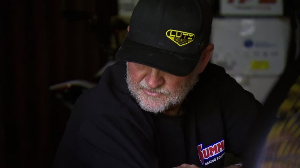 [Image: azg9cccx689x.jpg]