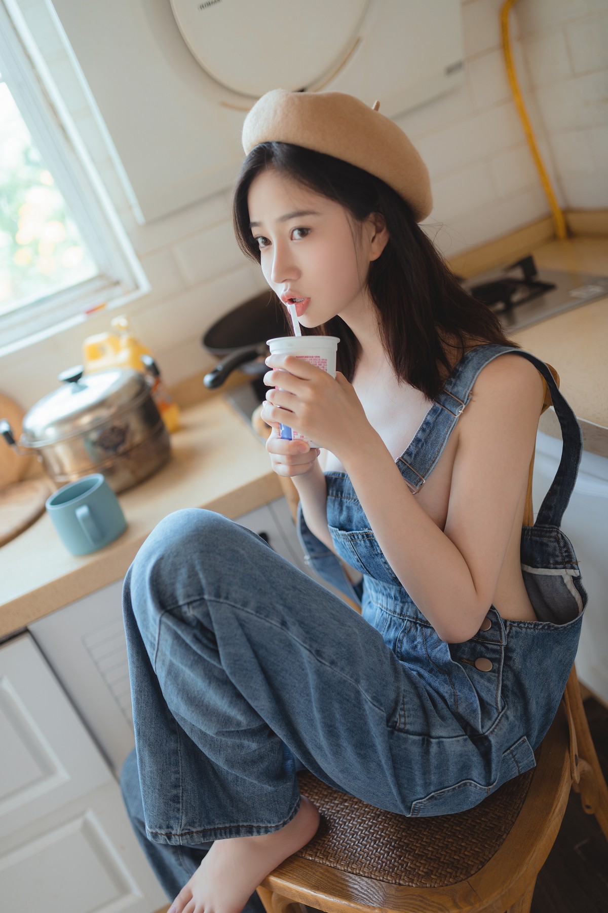 年年nnian 背带裤少女日常写真 清新可爱风图集插图2