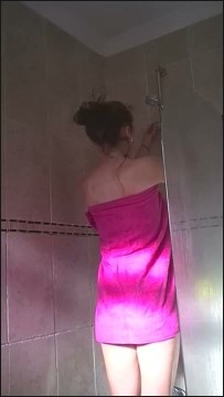 [Image: Voyeur61745123517.jpg]