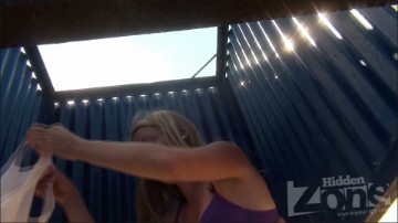 [Image: Voyeur9495123858.jpg]