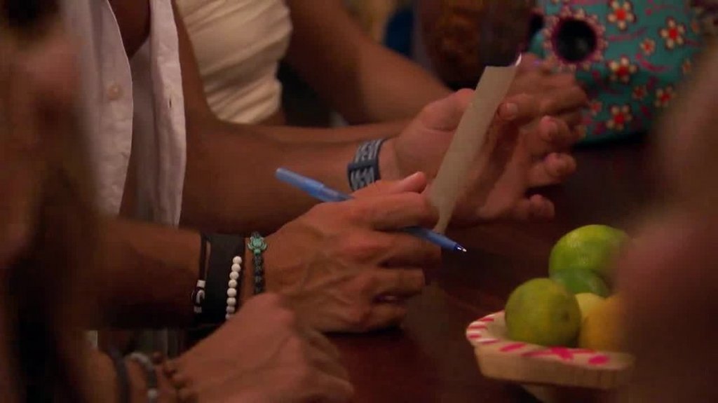 [Image: vrxg1qku5z70.jpg]