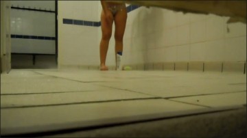 [Image: Voyeur17165084136.jpg]