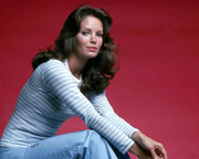 Jaclyn-Smith-b90
