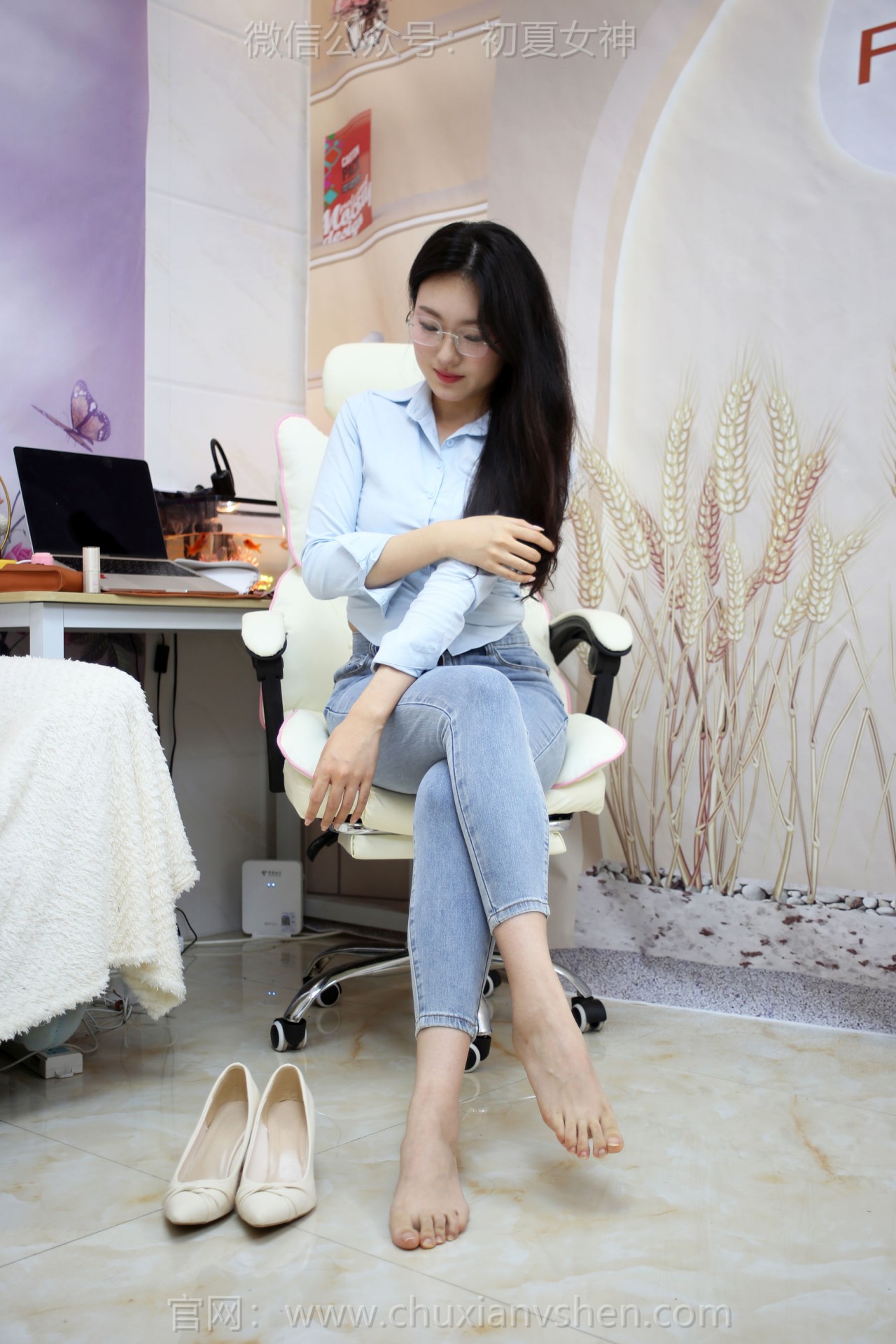 夏小小nude《初夏女神》写真，室内的，清新与优雅的双重享受插图