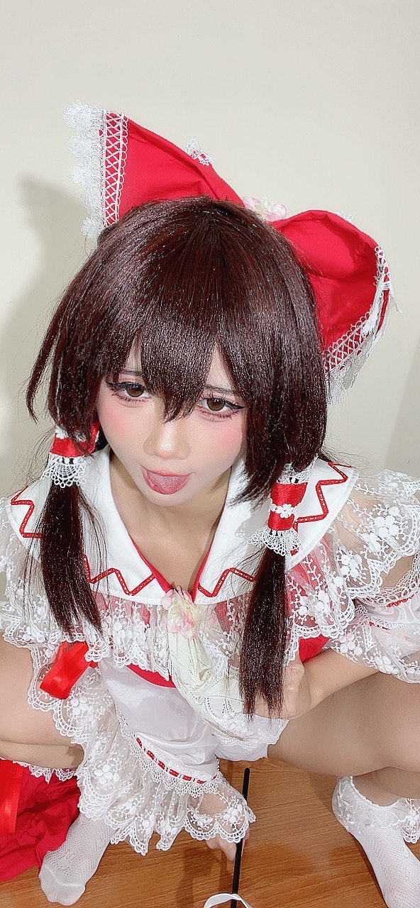 PoppaChan Reimu Hakurei Cosplay (Touhou Project) – 111 Photos 14 Videos 1.13GB插图9