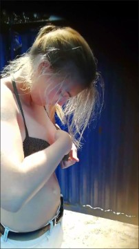 [Image: Voyeur16775100921.jpg]