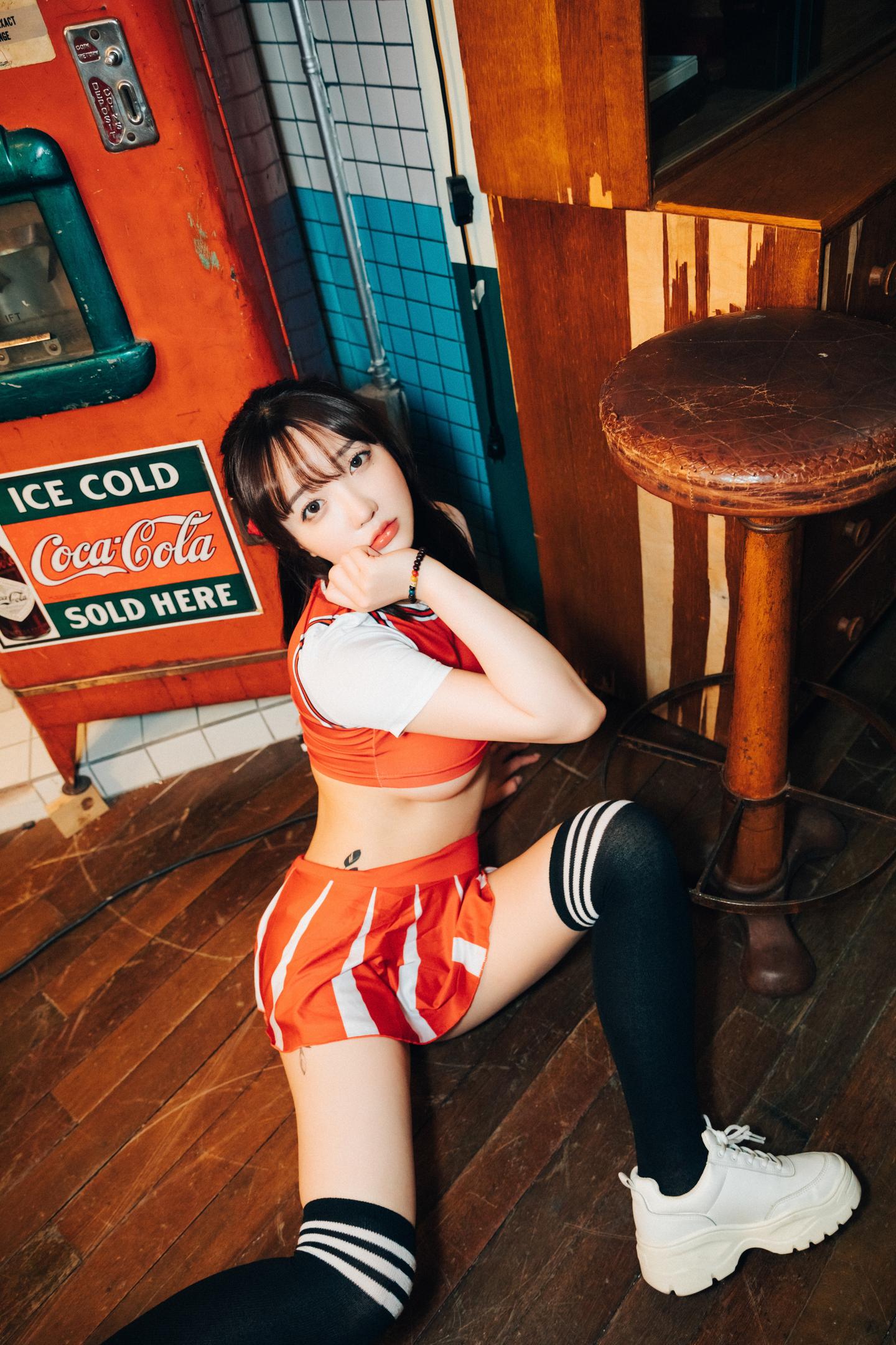 孫樂樂(손예은) NO.087 Loozy - CHEER UP 47