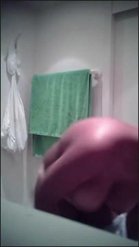 [Image: Voyeur17485082332.jpg]